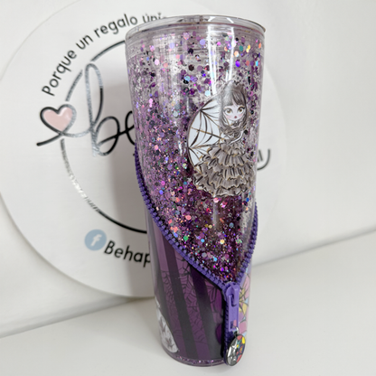 Vaso Acrílico Zipper Snow Globe M. Addams (Glow in the dark)