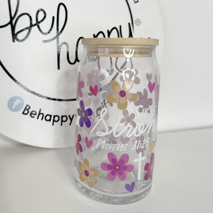 Vaso de vidrio de 16 oz She is Strong